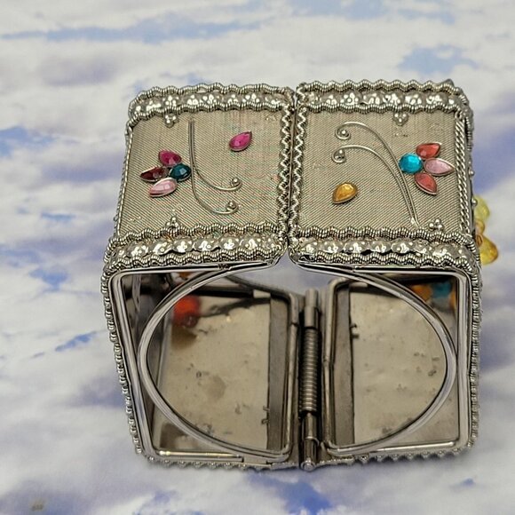 Boho Large Square Bracelet - Picture 5 of 11